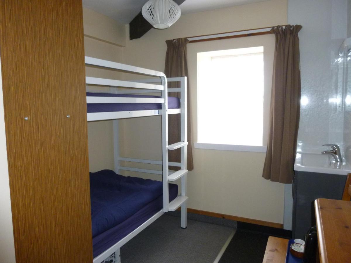 Port Charlotte Youth Hostel Екстер'єр фото
